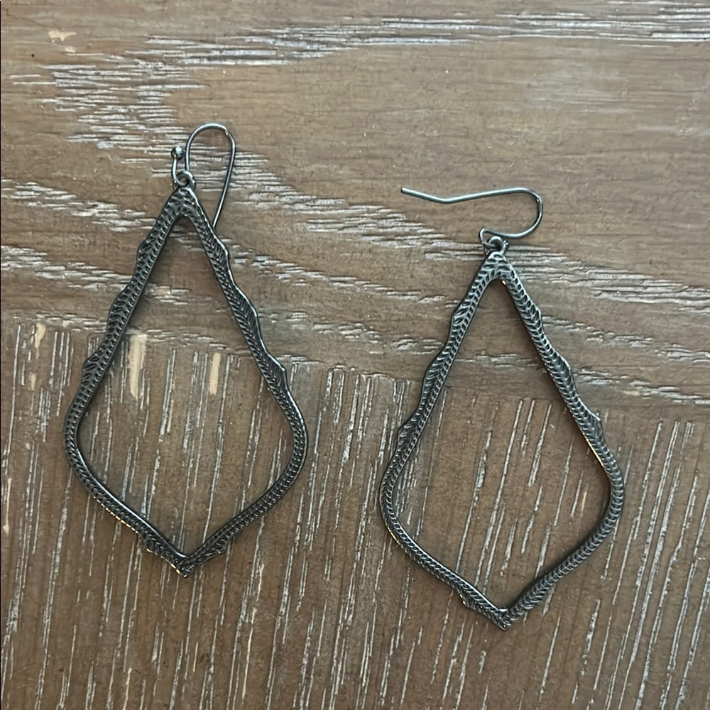 Gunmetal Sophia Drop Earrings